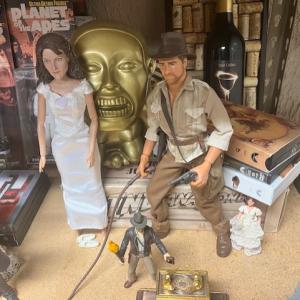 Indiana Jones and Marion Ravenwood - 2 custom figures