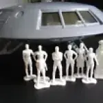 LOST IN SPACE - Robinsons, Don and Dr Smith - Silver, Casual or Parka Attire UNPAINTED 1:35 1:24