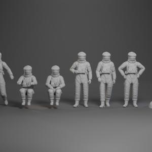 2001: A Space Odyssey Astronauts and Monolith Set - 1:24